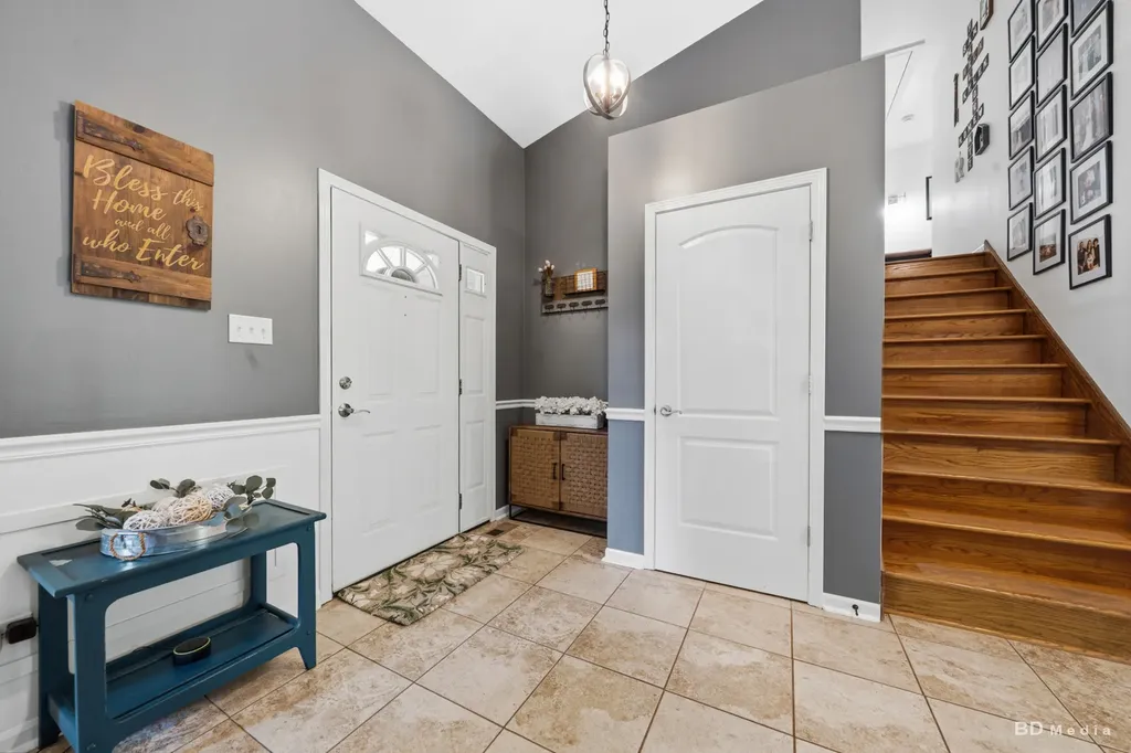 1915 Winger Drive Plainfield IL 60586