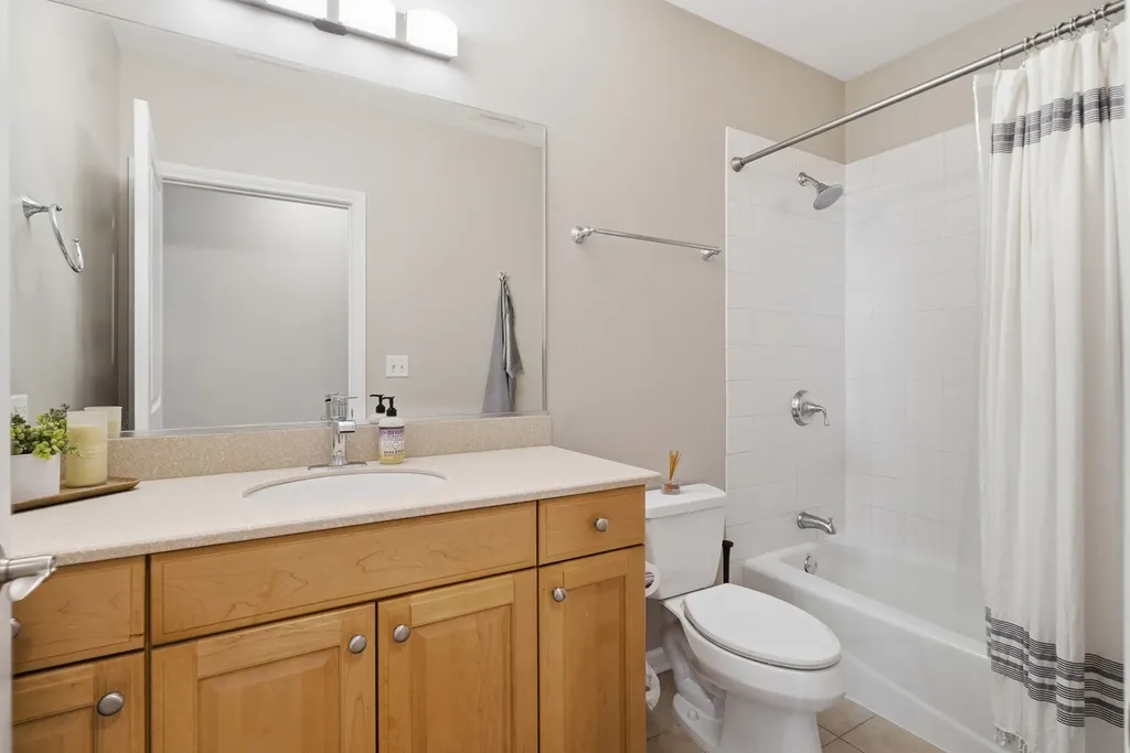 120 North Northwest Highway Park Ridge IL 60068