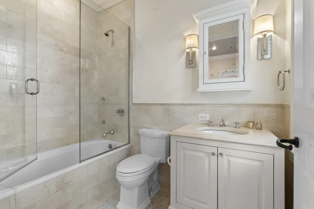 1755 North Mohawk Street Chicago IL 60614