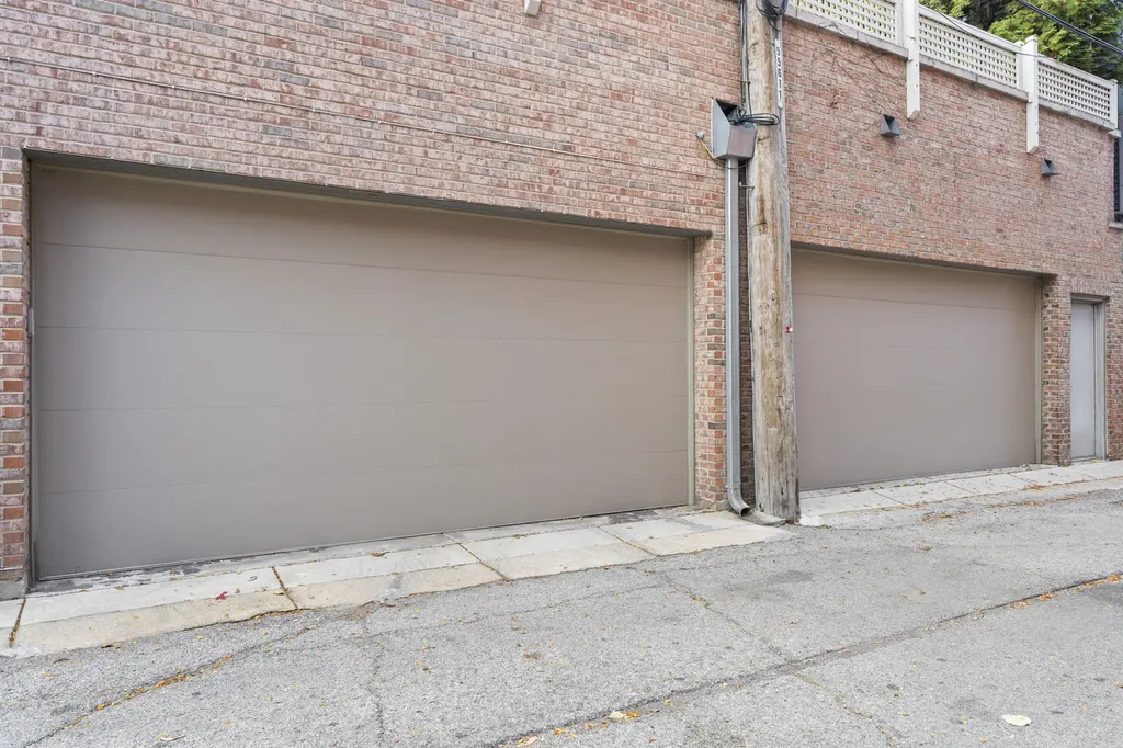 1755 North Mohawk Street Chicago IL 60614
