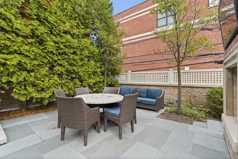 1755 North Mohawk Street Chicago IL 60614