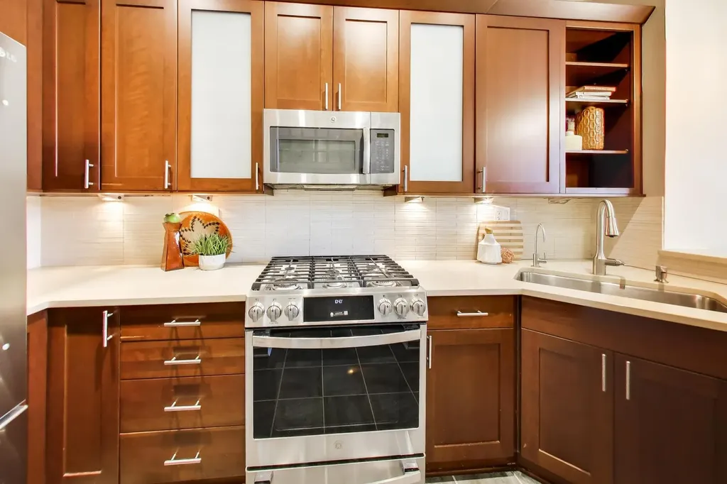 2600 North Southport Avenue Chicago IL 60614