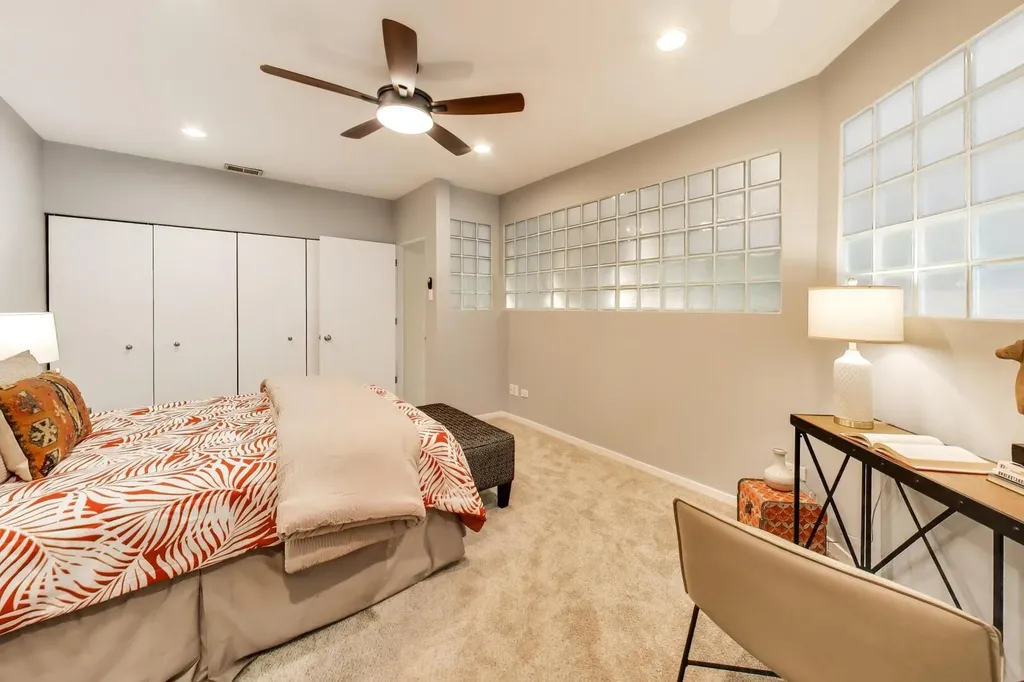 2600 North Southport Avenue Chicago IL 60614