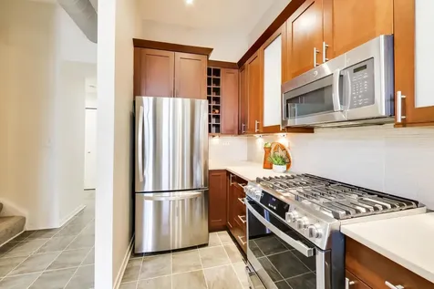 2600 North Southport Avenue Chicago IL 60614