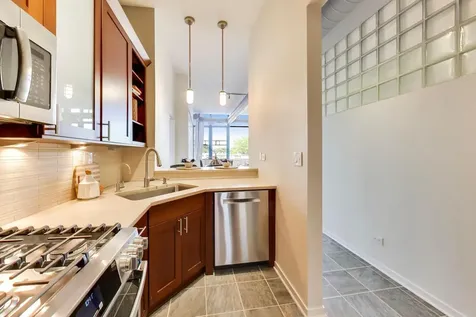 2600 North Southport Avenue Chicago IL 60614