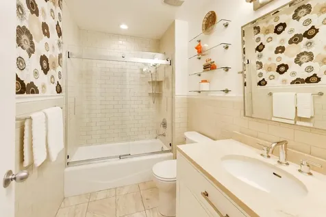 2600 North Southport Avenue Chicago IL 60614