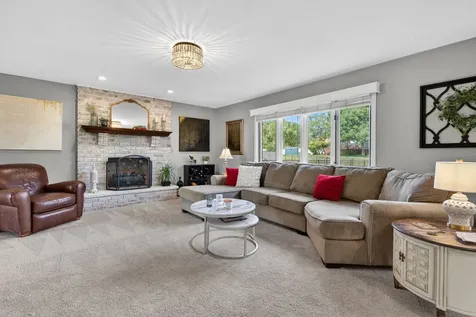 19612 Silverside Drive Tinley Park IL 60487