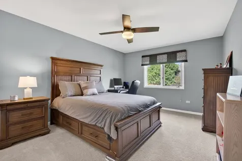 19612 Silverside Drive Tinley Park IL 60487