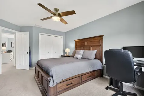 19612 Silverside Drive Tinley Park IL 60487