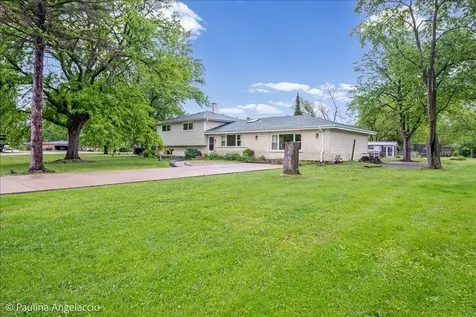1011 West Wildwood Drive Prospect Heights IL 60070