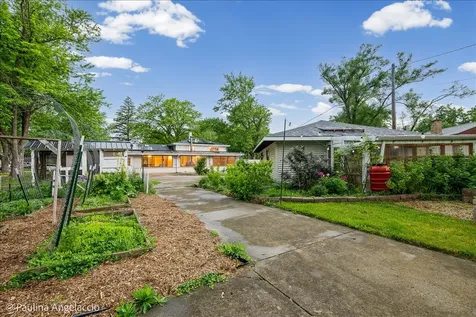 1011 West Wildwood Drive Prospect Heights IL 60070