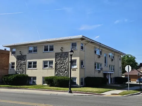 8636 Grand Avenue River Grove IL 60171