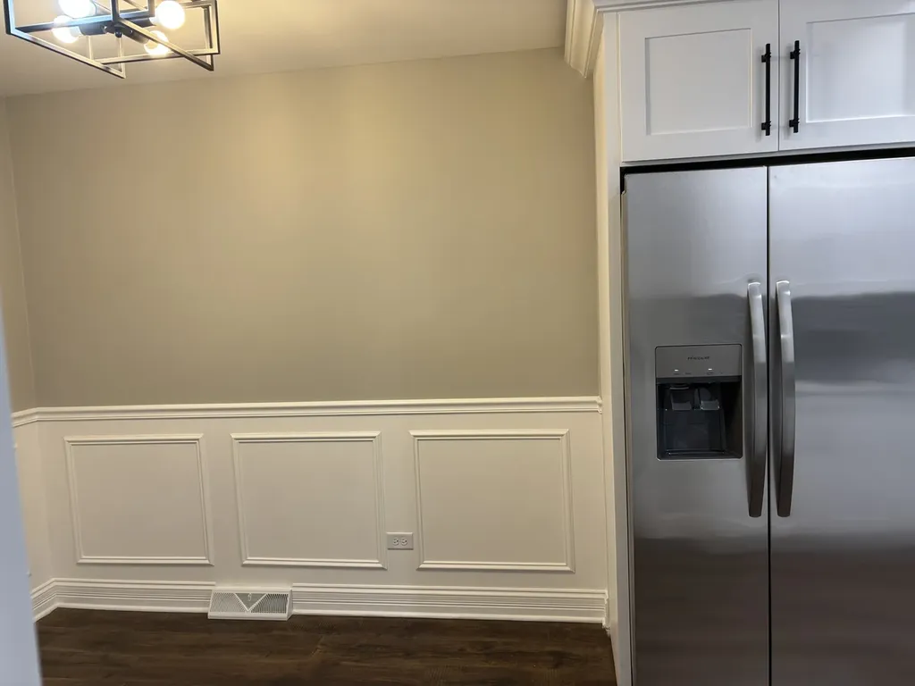 7737 South Champlain Avenue Chicago IL 60619