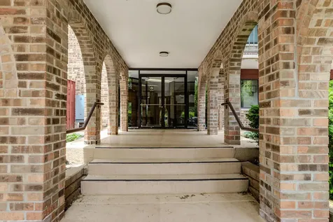 35 South Baybrook Drive Palatine IL 60074