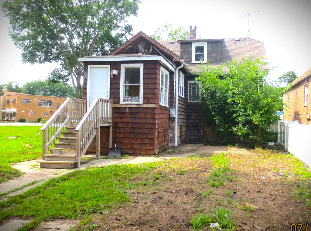 8215 West Forest Preserve Avenue Chicago IL 60634