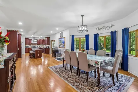 1551 Thorneberry Court Libertyville IL 60048
