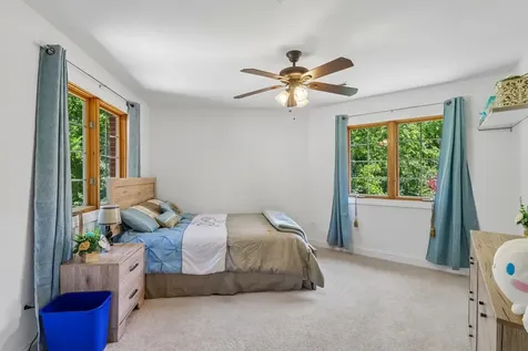 1551 Thorneberry Court Libertyville IL 60048