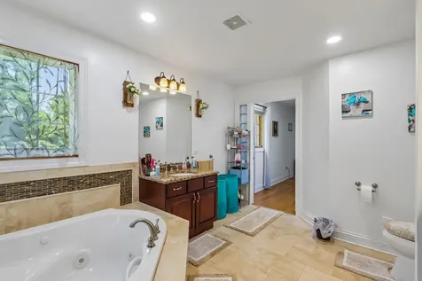 1551 Thorneberry Court Libertyville IL 60048