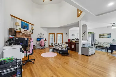 1551 Thorneberry Court Libertyville IL 60048