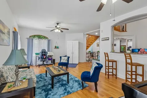 1551 Thorneberry Court Libertyville IL 60048