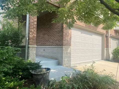 1501 Stonegate Manor Mount Prospect IL 60056