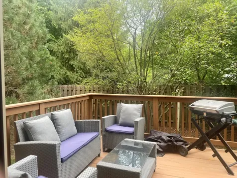 1501 Stonegate Manor Mount Prospect IL 60056