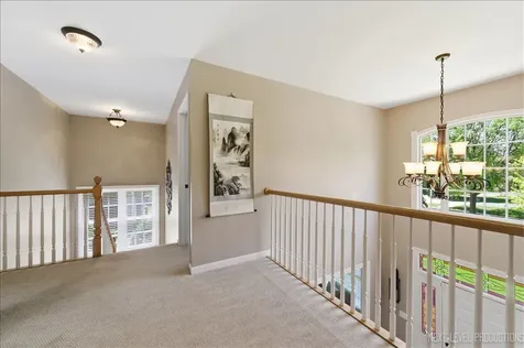 990 Pinecrest Drive Sugar Grove IL 60554