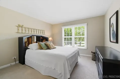 990 Pinecrest Drive Sugar Grove IL 60554