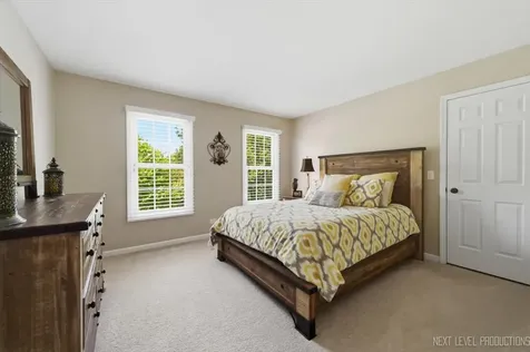 990 Pinecrest Drive Sugar Grove IL 60554