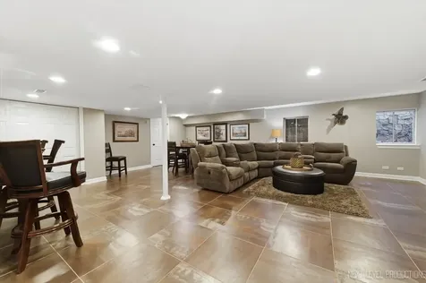 990 Pinecrest Drive Sugar Grove IL 60554