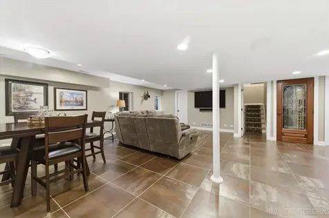 990 Pinecrest Drive Sugar Grove IL 60554