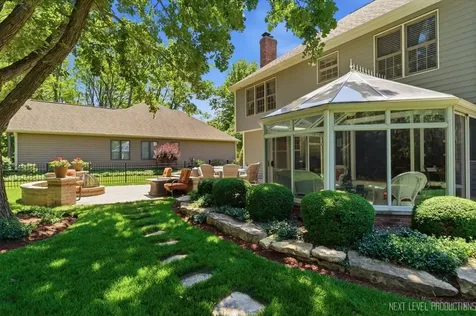 990 Pinecrest Drive Sugar Grove IL 60554