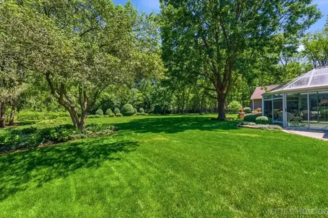 990 Pinecrest Drive Sugar Grove IL 60554