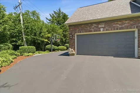 990 Pinecrest Drive Sugar Grove IL 60554