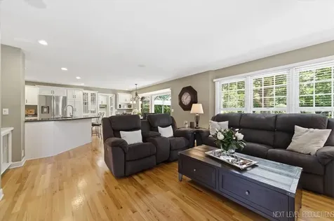990 Pinecrest Drive Sugar Grove IL 60554