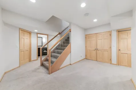 304 Apple River Drive Naperville IL 60565