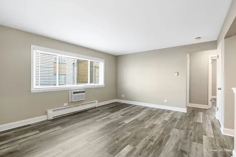4747 North Ronald Street Harwood Heights IL 60706