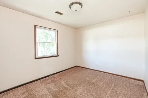 360 Dolly Drive Manteno IL 60950