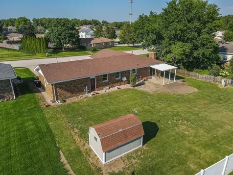 360 Dolly Drive Manteno IL 60950