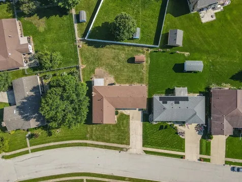 360 Dolly Drive Manteno IL 60950