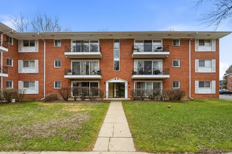 10111 Old Orchard Court Skokie IL 60076