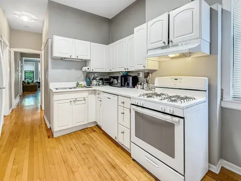 1513 West Addison Street Chicago IL 60613