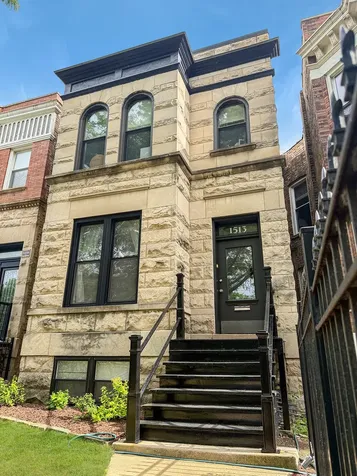 1513 West Addison Street Chicago IL 60613