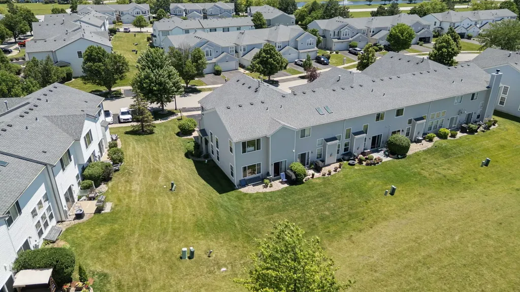 16516 South Windsor Lane Lockport IL 60441