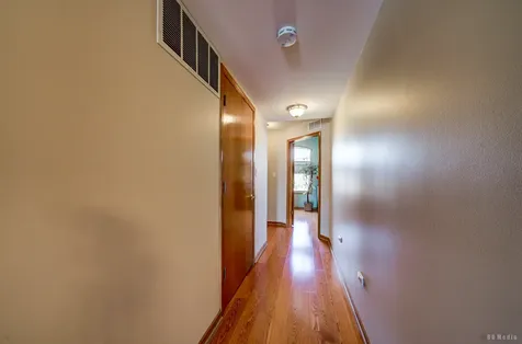 18523 Pine Lake Drive Tinley Park IL 60477