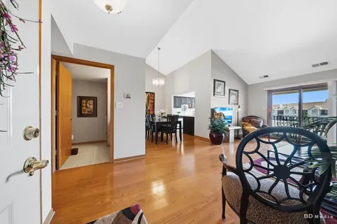 18523 Pine Lake Drive Tinley Park IL 60477