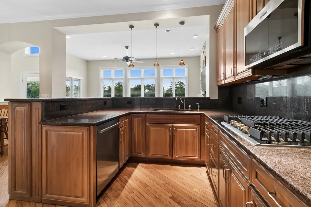 2419 Woodglen Drive Aurora IL 60502