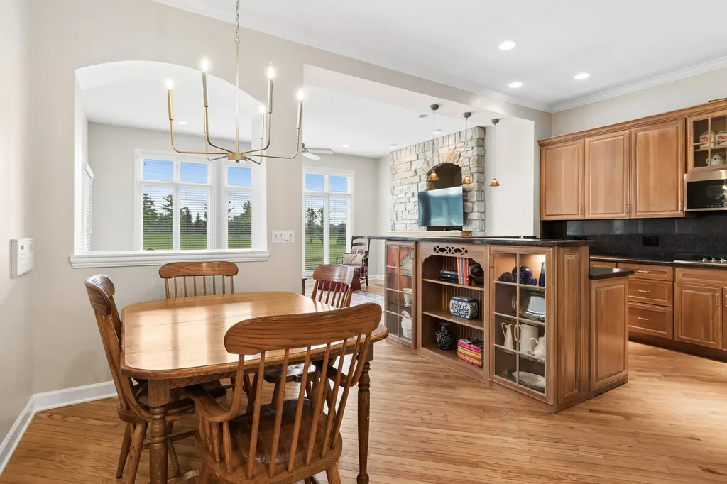 2419 Woodglen Drive Aurora IL 60502
