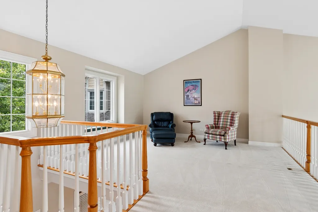 2419 Woodglen Drive Aurora IL 60502