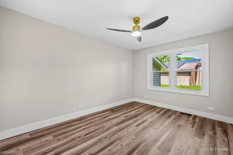 246 Harvard Lane Bloomingdale IL 60108